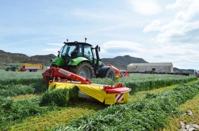 Los equipos de recolección de Pöttinger y McHale dieron la talla en el campo aragonés