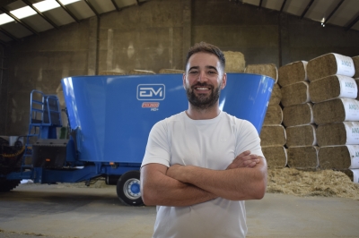 EnCampoCon Ángel Arronte y su nuevo carro Rino FXX 2600 HD+, de Euromilk